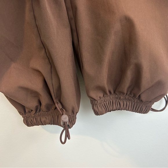 Balance Athletica The Celsius Cargo Brown Trouser Jogger Pants Medium - Picture 9 of 11